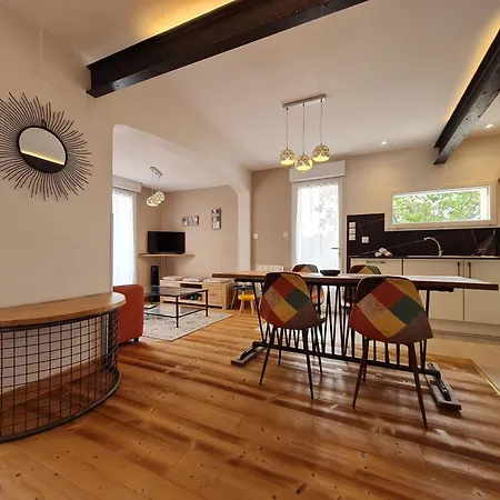 Plain Pied A Avec Parking Privatif - Fr-1-584-330 Prázdninový dům