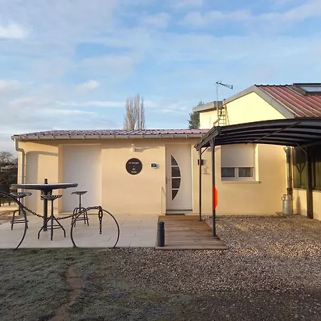 Plain Pied A Avec Parking Privatif - Fr-1-584-330 Gospodarstwo wiejskie *