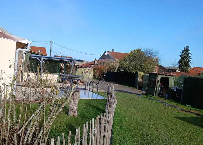 Plain Pied A Avec Parking Privatif - Fr-1-584-330 *